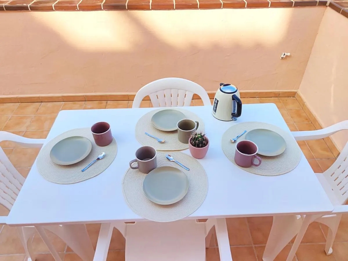 The Heights - Los Cristianos - Heated Pool - Wifi Free 0*, Los Cristianos (Tenerife) Spain